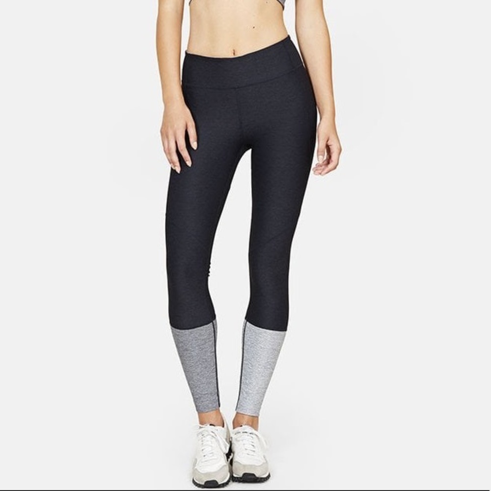 Outdoor Voices 7/8 Dipped Warmup Hi Rise Leggings